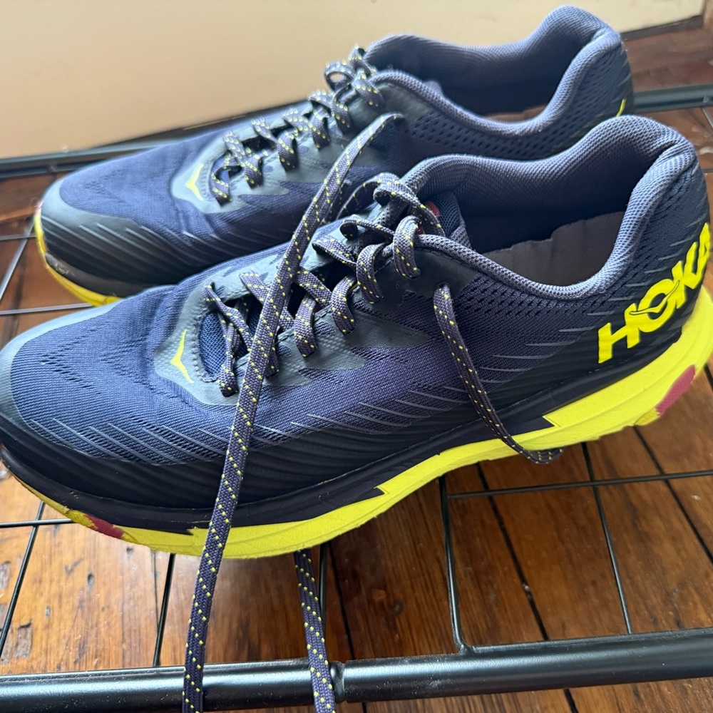 Hoka One One Torrent Women’s Athletic Running Shoes in Navy & Neon Yellow